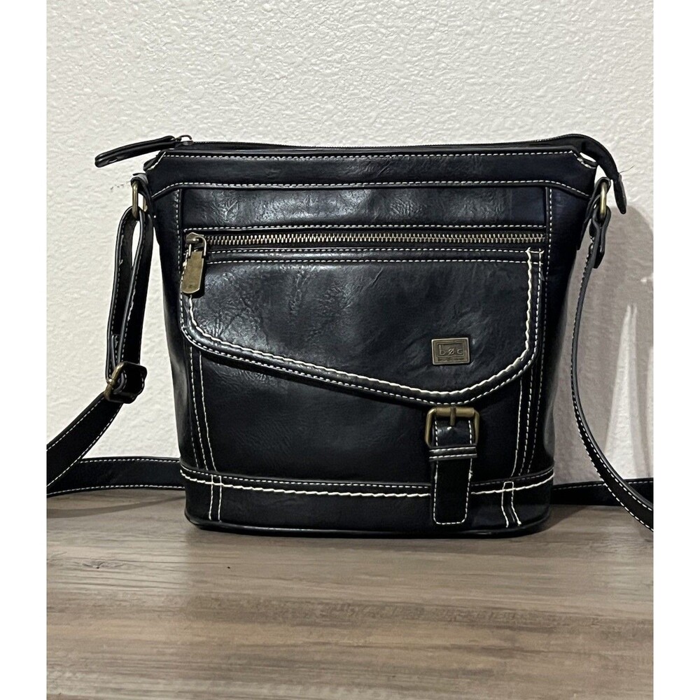 Born Concept b•o•c Amherst Black Vegan Leather Crossbody Shoulder Bag Purse EUC